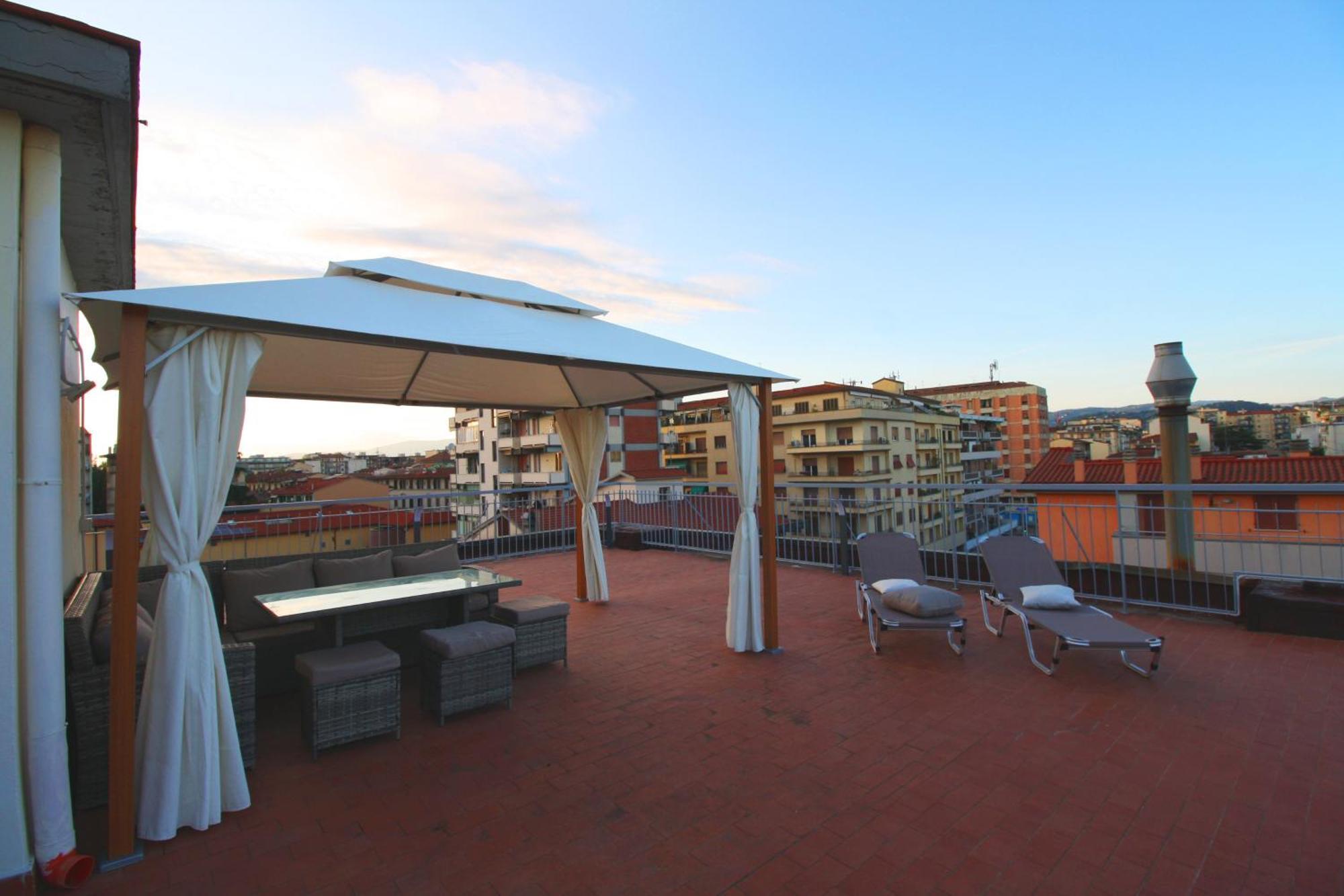 Apartamento Alice House With Amazing Terrace Florencia Exterior foto